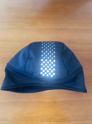 Gorro Asics Negro