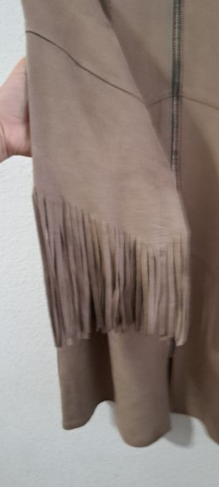 Chaqueta Zara Beige con Flecos