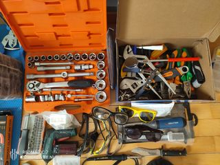 Lote de herramientas y accesorios