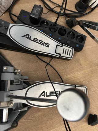 Batería Electrónica Alesis Nitro