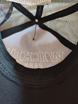 Gorra de rejilla. Nueva sin etiqueta De Kiabi.