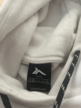 Sudadera Tenth Blanca con Logo Negro y Cordones