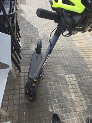 Patinete Eléctrico Cecotec Bongo