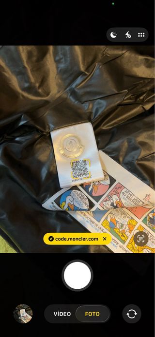 Chaqueta Moncler Negra Brillante