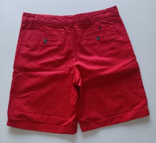 Pantalones cortos rojos