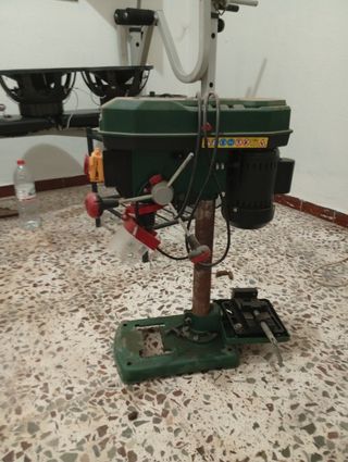 Taladro de columna PARKSIDE PTBM 900 A1