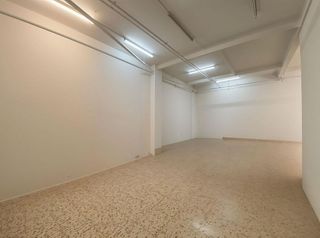 Garaje en venta en Mora