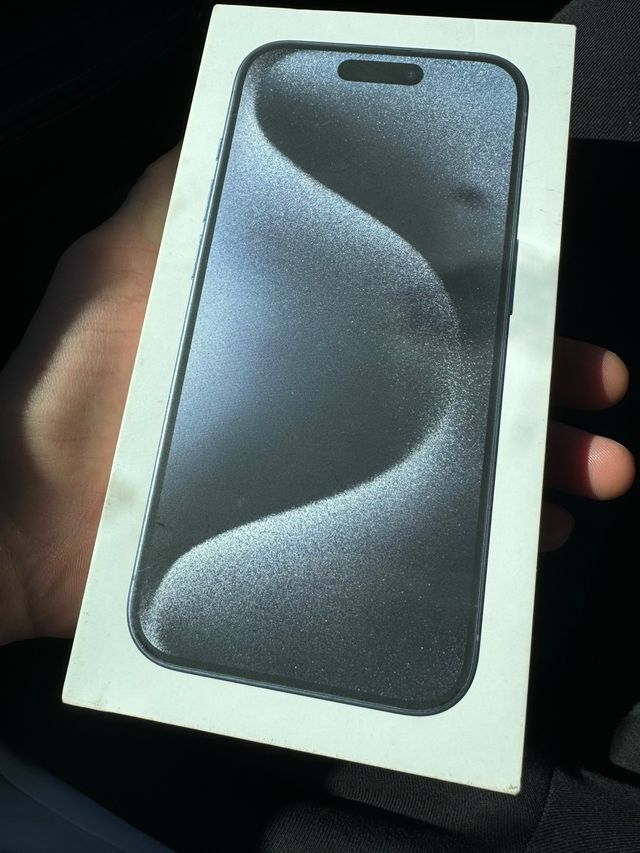 iPhone 15 Pro Azul Marino