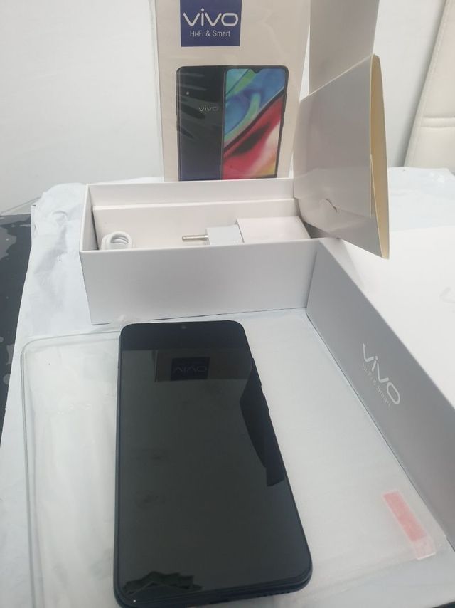 Móvil Vivo Negro - Sin Estrenar