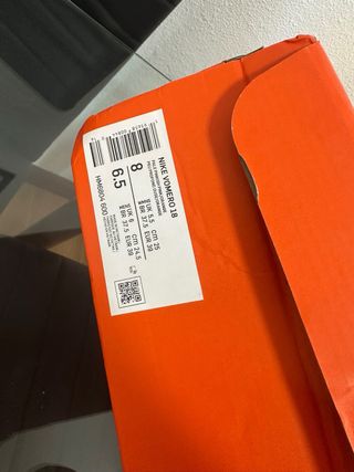 Zapatillas Nike Vomero 18 Rosa y Rojo
