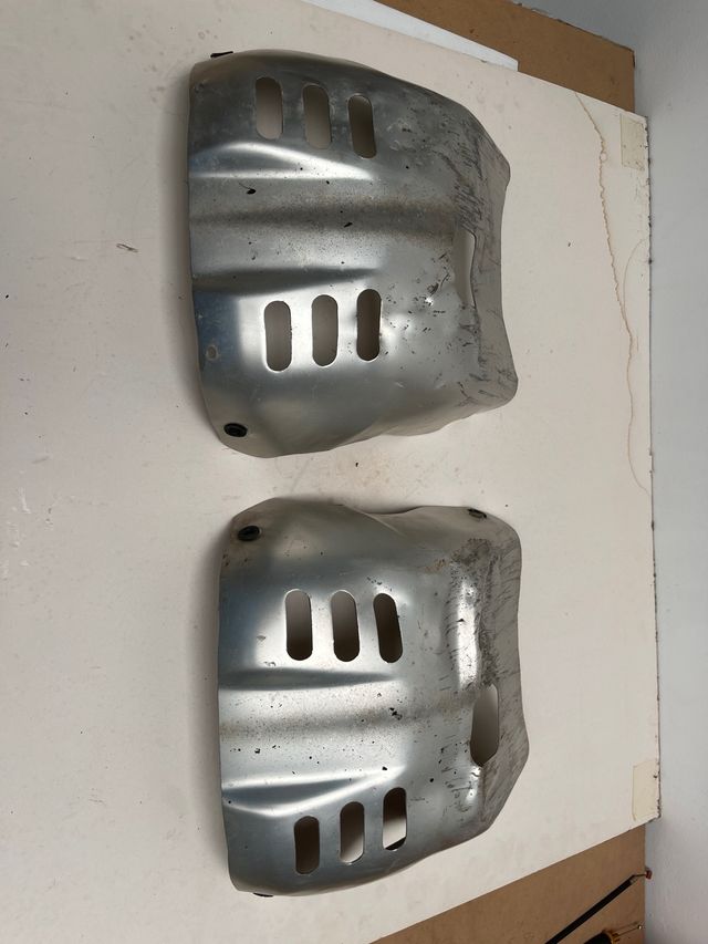 Cubre cárter Kawasaki KLE 500 (Venta por separado)