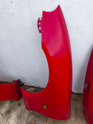 Aletas delanteras Mazda MX5 NB rojas