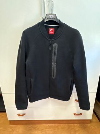 Sudadera Nike Tech Fleece Negra