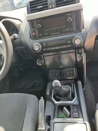 Toyota Land Cruiser 2015