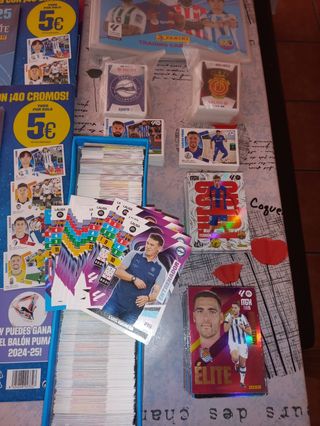 4 Álbumes de fútbol nuevos + 1400 cromos