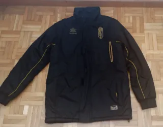 Chándal Granada Luanvi Negro y Dorado