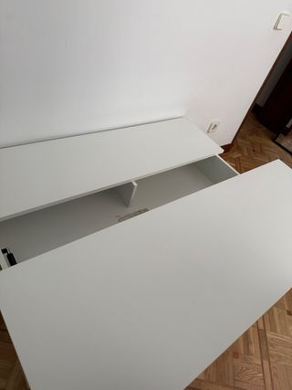 Mesa elevable de madera Ikea blanca