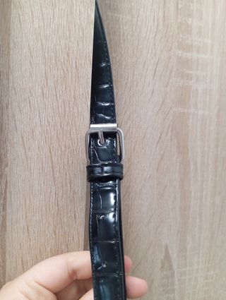 Bolso negro efecto piel de serpiente