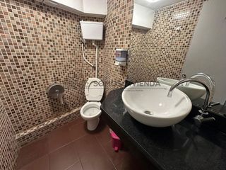 Local comercial en alquiler en Centro en Ourense