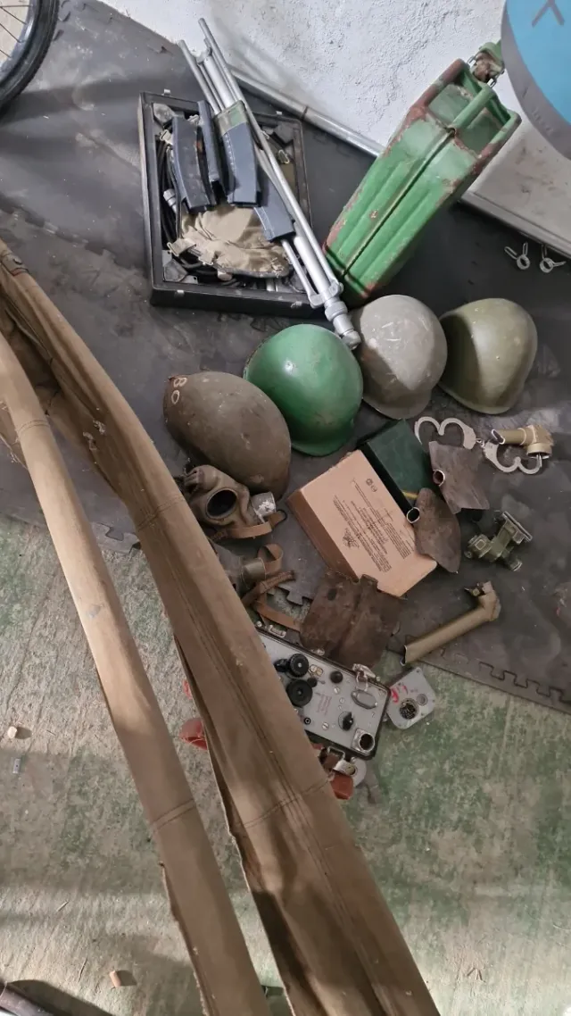 Lote efectos militares