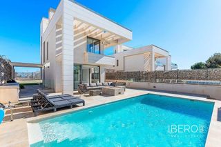 Chalet en venta en Campos de Golf - Villa Martin - Los Dolses en Orihuela