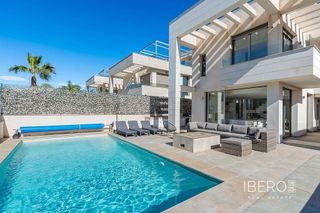 Chalet en venta en Campos de Golf - Villa Martin - Los Dolses en Orihuela