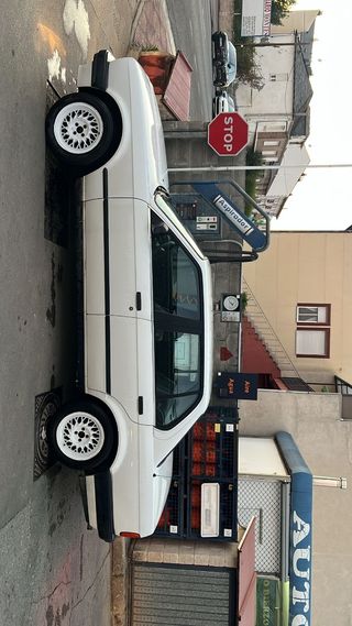 BMW E30 