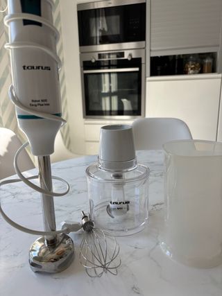 Batidora Taurus Robot 600 con picadora