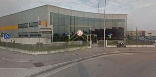 Nave industrial en alquiler en Peñacastillo - Nueva Montaña en Santander