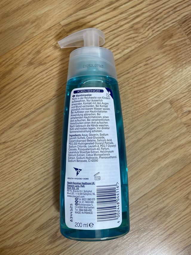 Gel facial clearasil