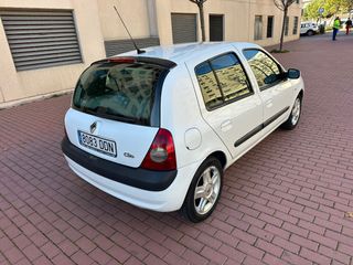 Renault Clio 2005