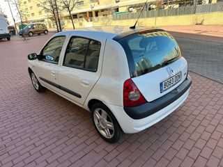 Renault Clio 2005