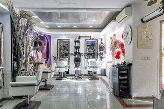 Local comercial en venta en Zona Hispanidad-Vivar Téllez en Vélez-Málaga