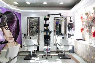 Local comercial en venta en Zona Hispanidad-Vivar Téllez en Vélez-Málaga