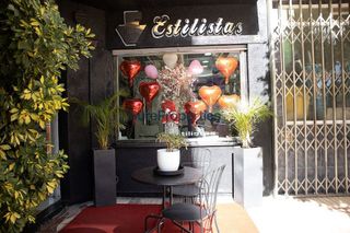 Local comercial en venta en Zona Hispanidad-Vivar Téllez en Vélez-Málaga