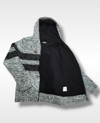 Jersey con capucha y cremallera