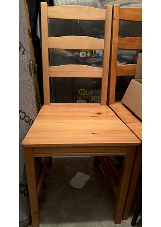 Silla de madera IKEA