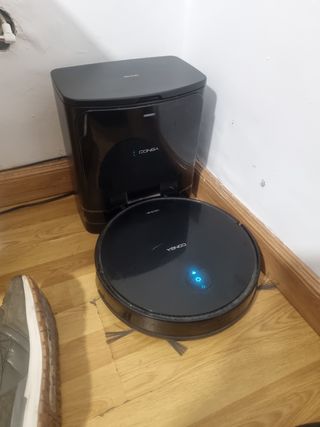Robot aspirador y fregasuelos Cecotec Conga