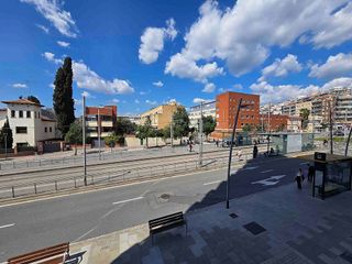 Oficina en alquiler en La Plana en Esplugues de Llobregat