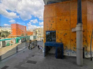 Oficina en alquiler en La Plana en Esplugues de Llobregat