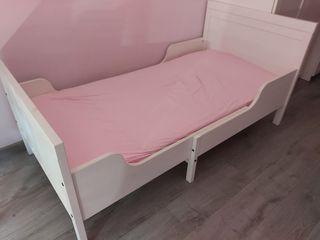 Cama extensible infantil blanca de ikea