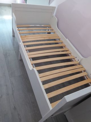 Cama extensible infantil blanca de ikea