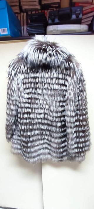 Abrigo zorro plateado auténtico Talla Única
