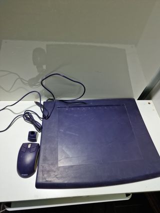Tableta gráfica Wacom Intuos 2 (modelo XD-0912-U) 