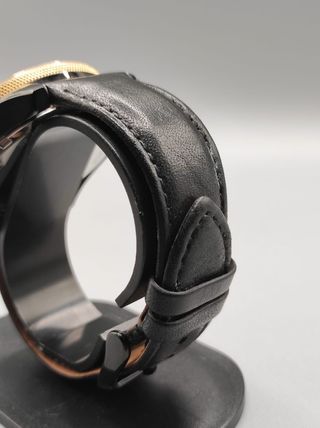 Reloj Fossil Negro y Dorado