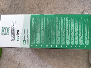 Lijadora Black Decker Reviva 12V