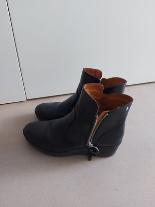 Botins  de pell Pikolinos Negres Talla 39