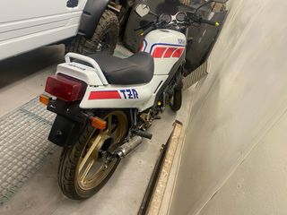 Yamaha TZR 80cc restaurada