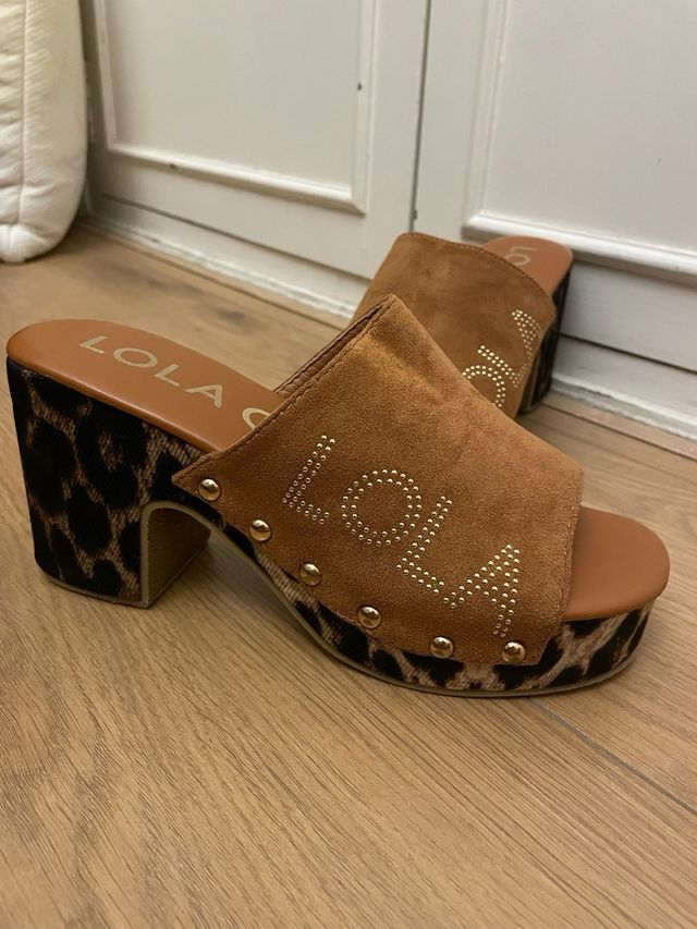 Zuecos plataforma LOLA leopardo