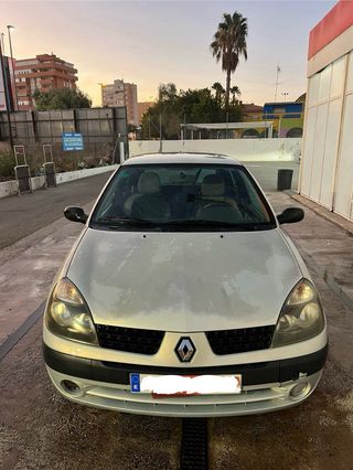 Renault Clio 2002